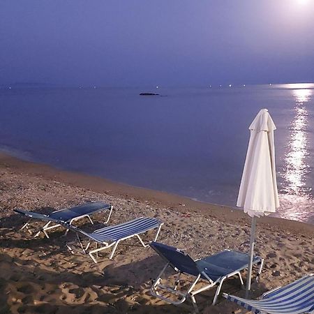 Fotis Beach Apartment At Komi Komi  ภายนอก รูปภาพ