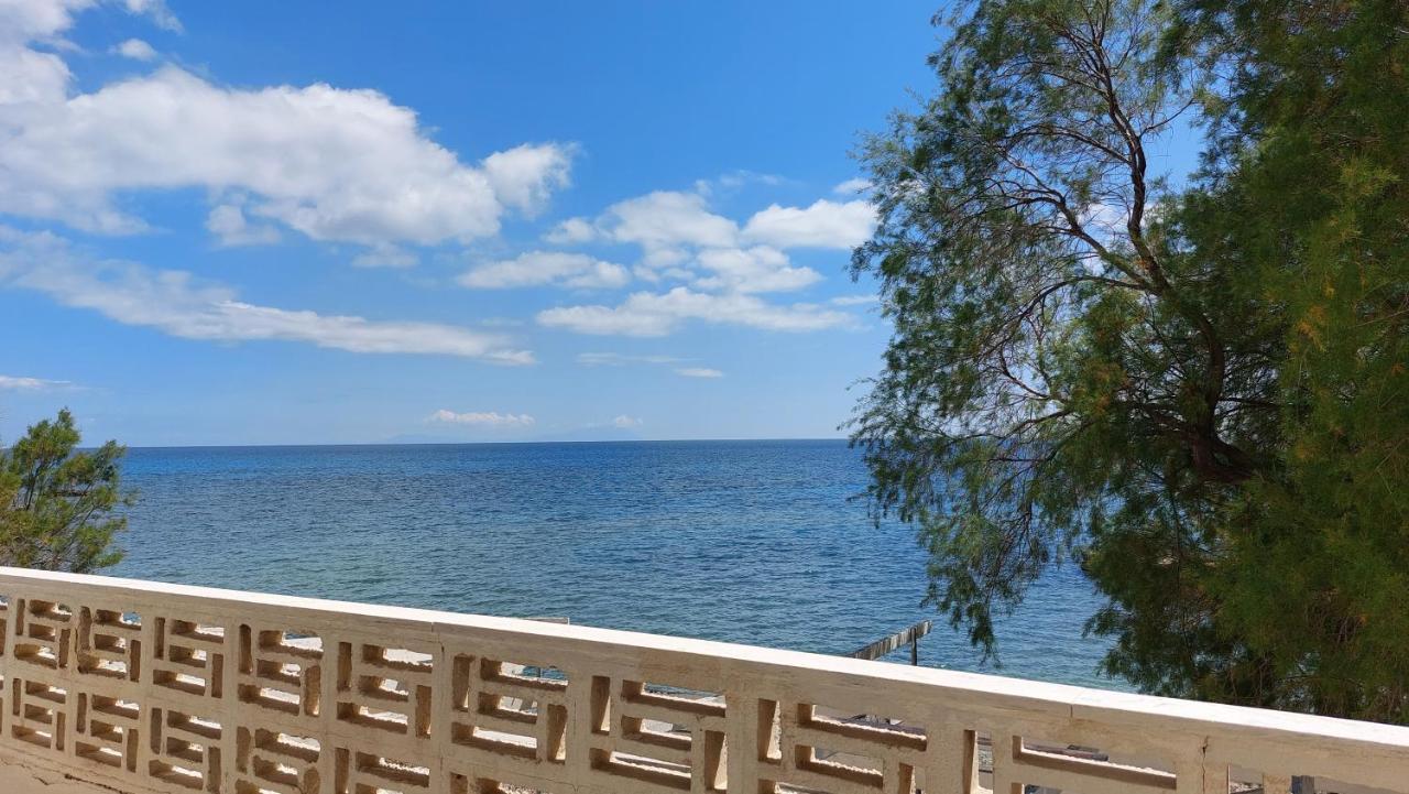 Fotis Beach Apartment At Komi Komi  ภายนอก รูปภาพ
