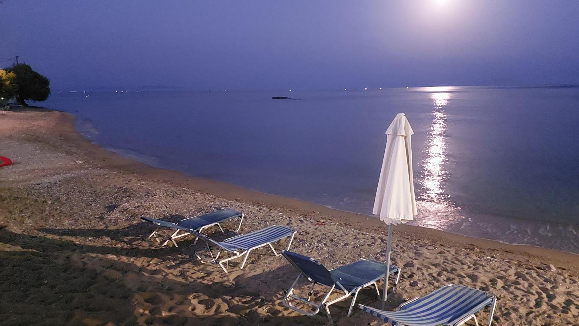 Fotis Beach Apartment At Komi Komi  ภายนอก รูปภาพ