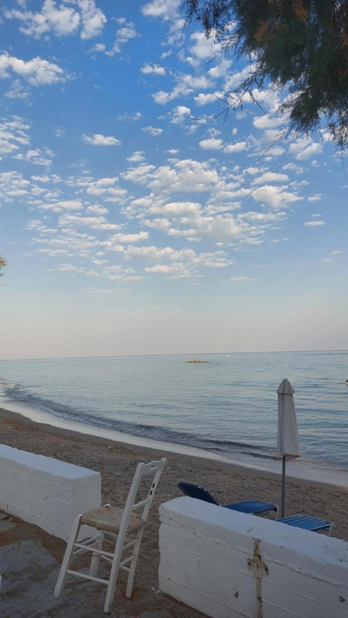 Fotis Beach Apartment At Komi Komi  ภายนอก รูปภาพ