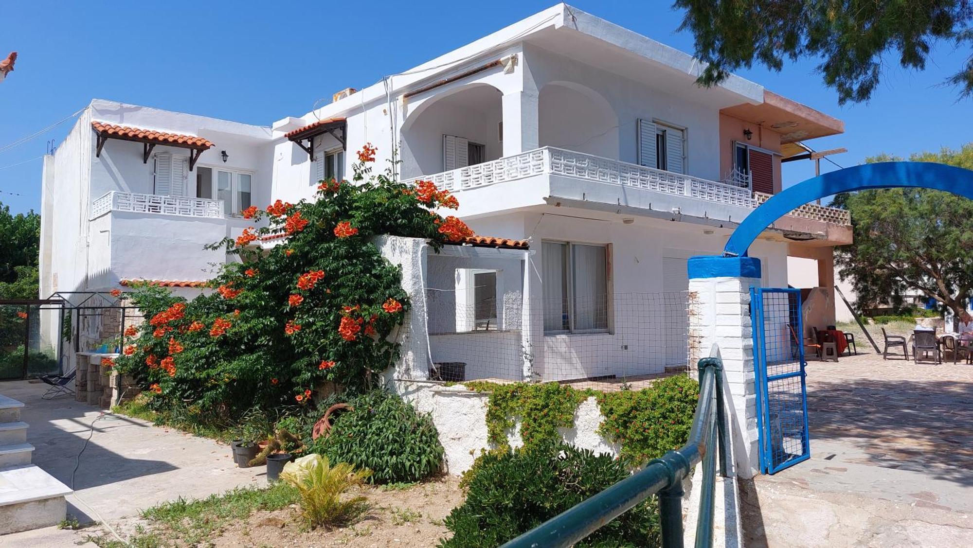 Fotis Beach Apartment At Komi Komi  ภายนอก รูปภาพ